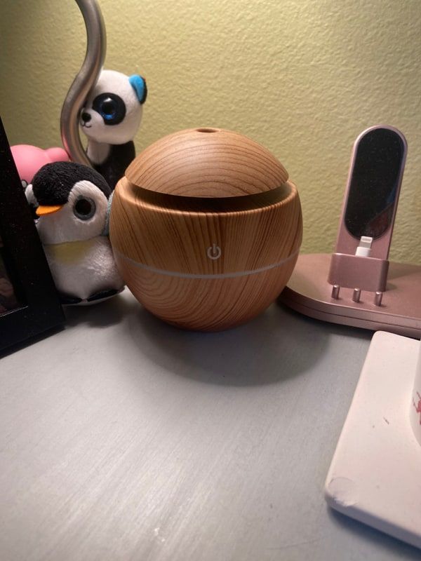 Wooden Aroma Humidifier – USB LED Mist Diffuser