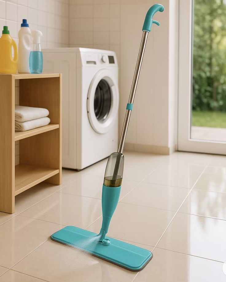 Floor Cleaning Spray Mop with Microfiber Pad